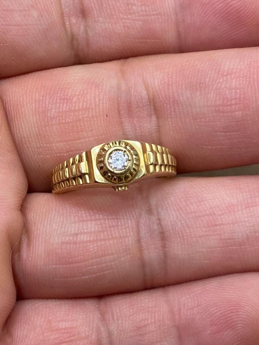 國外帶回的18K金戒指 Rolex勞力士金表造型十分罕見 絕對個性 黃金K金首飾 飾品  對寶石不懂【二手】4580