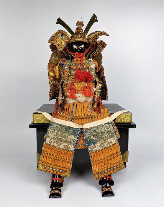 日本古民藝/武士甲冑置物一式，人形道具，坐高66cm，箱櫃附，鎮