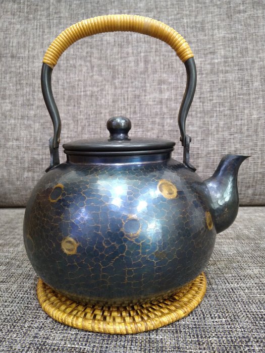 友来堂造 鎚起銅製 紫金色水玉鎚目紋湯沸 銅瓶 茶道具 532g 日本古美術