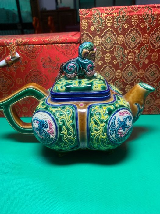 雄獅交趾陶茶壼，智盧陶光林智信大師作品俗俗賣！ | Yahoo拍賣