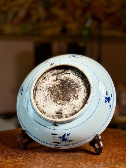 清朝雍正年間山西大院夔龍青花大盤，釉面肥厚亮澤，器型雄偉，嚴選古瓷