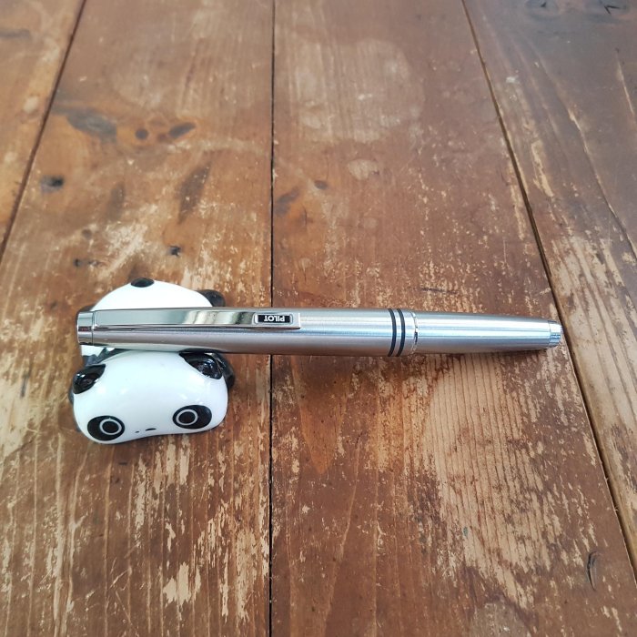 一元起標!! 近全新!!  日本製!!  PILOT  百樂  Volex  F尖 全鋼  短鋼筆
