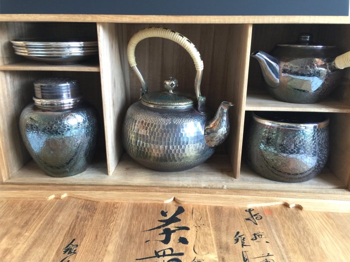 松果坊】日本金工『銀川堂』造燻銀茶具一組共箱未使用品s177b