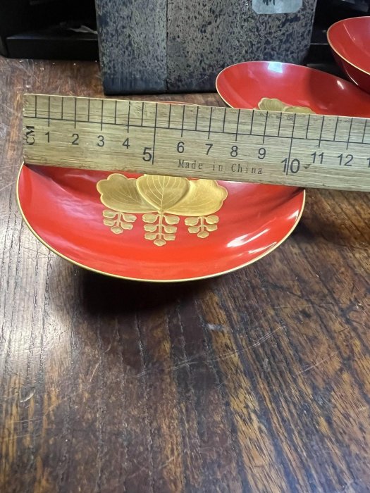嚴選日本昭和時期五七桐紋朱漆金蒔繪木胎三重杯，完整古董漆器收藏佳品