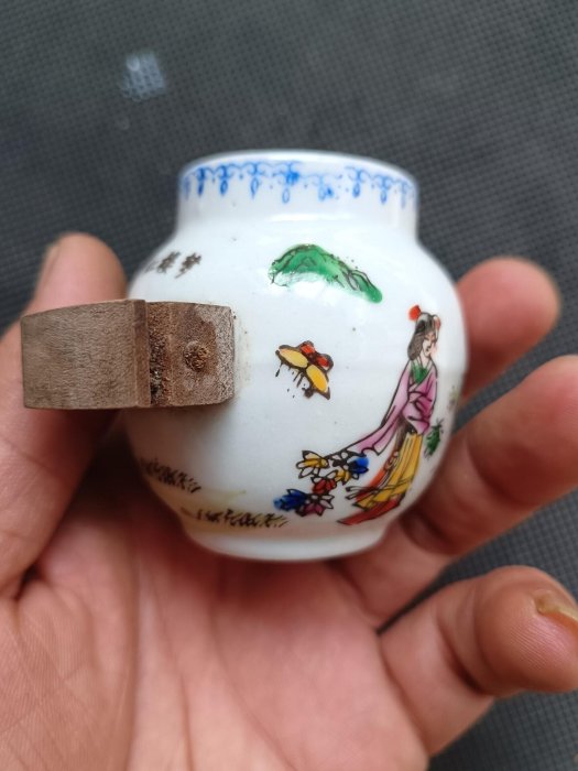嚴選數十年古董鳥食罐，全美品保真，一口氣搶購！古董、鳥食器、收藏