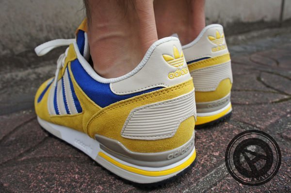 A-KAY0】ADIDAS ZX 700 M SUNSHINE BLISS 黃藍米白【Q23653】 | Yahoo拍賣
