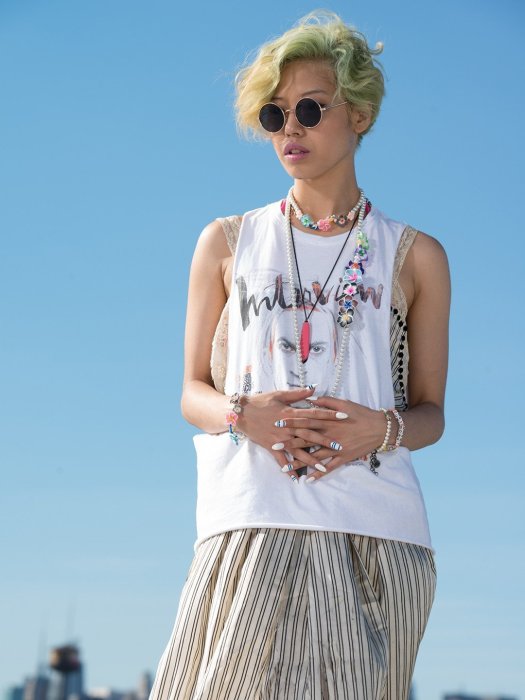 Venessa Arizaga DON’T WORRY BEE HAPPY 笑臉彩色手鍊