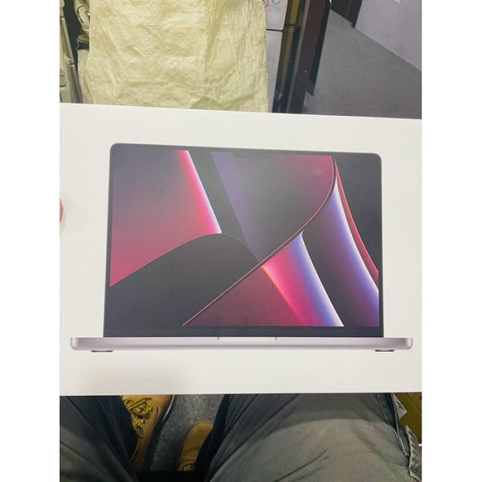 14吋筆電 MacBook Pro m1/m2 2023年 高規 16G/512/1TB ^灰^ A2779