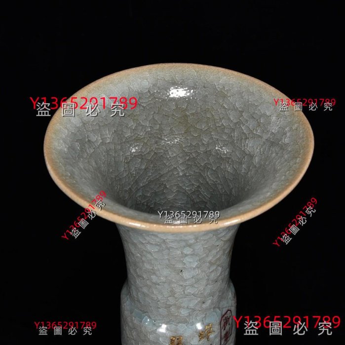 宋汝窯冰裂紋銘文花觚，高22.厘米，直徑13厘米. 舊藏古董古玩【愛藏