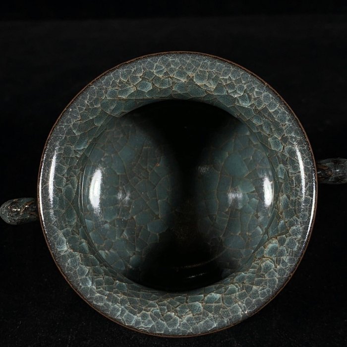 宋官窯冰裂紋雙耳爐，高7.5直徑12cm，200341 瓷器官窯汝窯【古雲