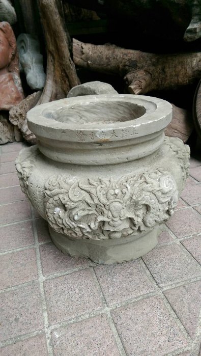 清康煕 青花 ぼたんの花 香炉 茶道具 香道具 装飾品 現代工芸品 置物 清青花双龙纹香炉-青花瓷-7788红宝书
