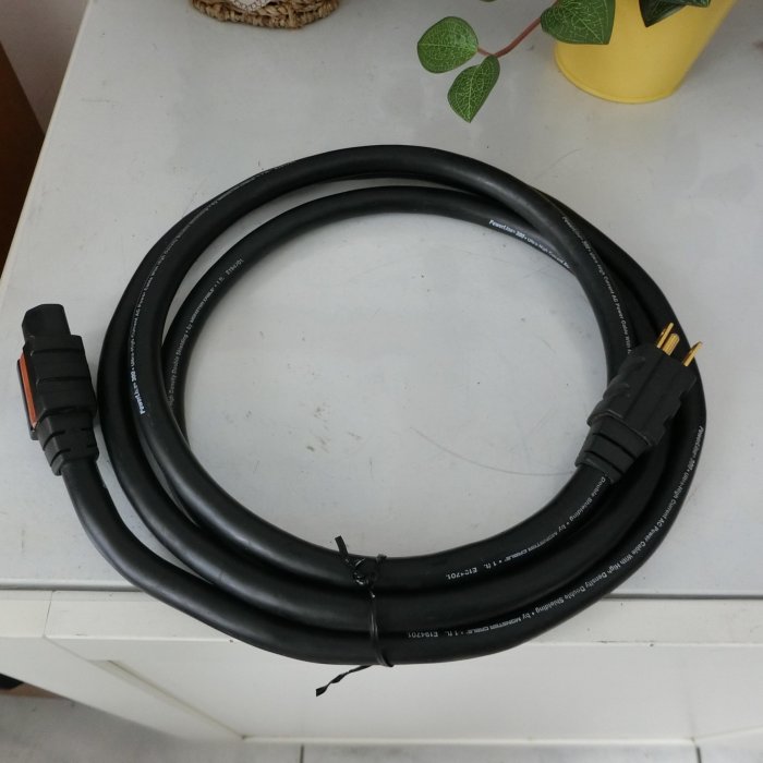 Rare Monster Cable PowerLine 300 High Performance AC Power Cord