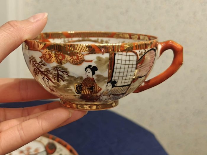 日本明治九谷蛋殼瓷咖啡杯，薄如紙絨感受指溫，三件套內外彩繪珍藏