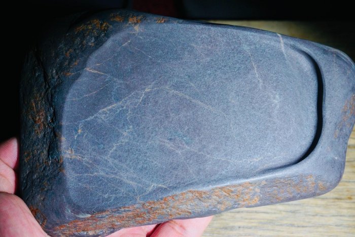 嚴選端硯大西洞老坑素硯，冰紋美肌理，尺寸10公分，適合收藏端硯端硯