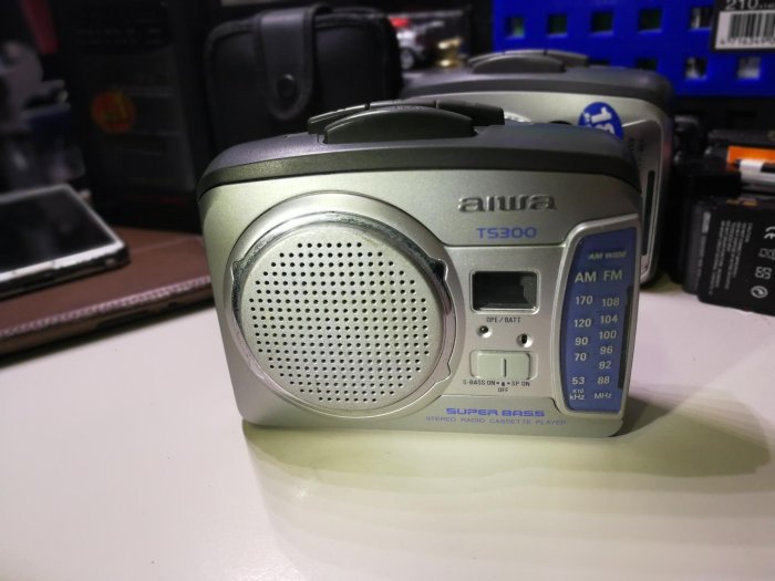 拾荒者 古早 愛華 aiwa HS-TS300 卡帶 收音機 隨身聽