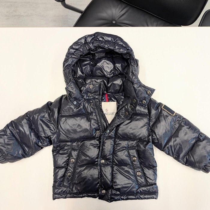 小芽芽保證正版近全新Moncler 小童羽絨外套9-12M 74cm (含郵) | Yahoo拍賣