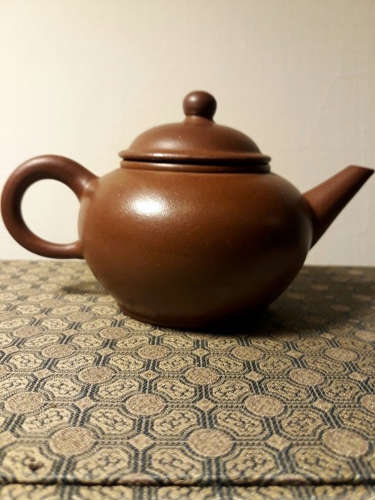 隆邨] 70年代廠內紫砂水平壺此壺為俗稱高肚製作量少值得收藏蓋無款底款