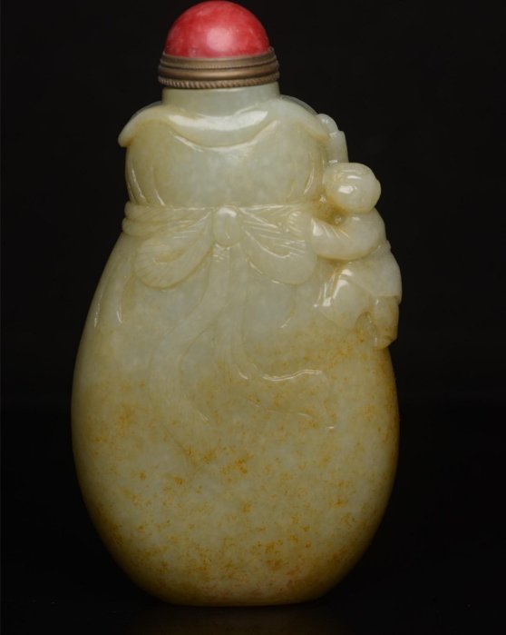 美品 和田玉 白玉 鼻煙壺 嗅ぎタバコ 彫刻 龍 軟玉 ネフライト アンティーク 大阪/東洋陶磁美術館】麗しの鼻煙壷（ビエンコ）～小さな小さな芸術品～