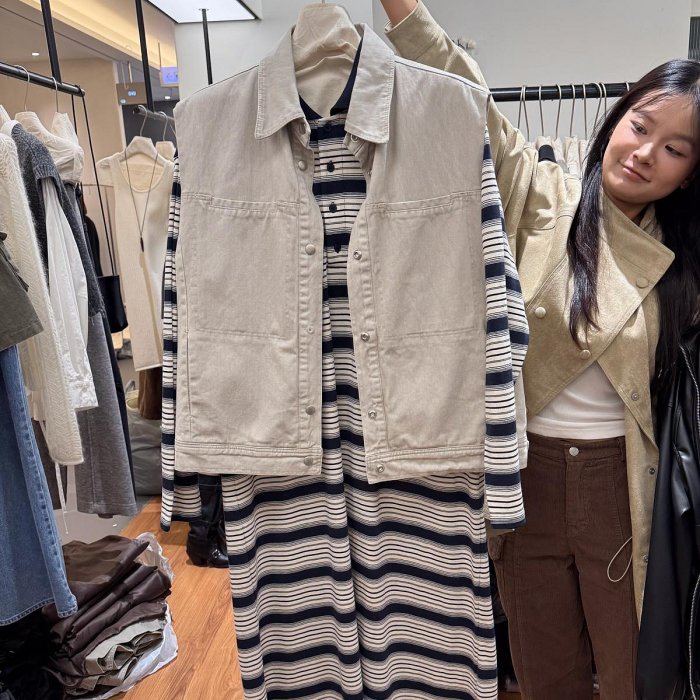 親飛韓國選品・實搭單品！牛仔挺料外搭背心  現貨・ 正韓服飾 中大尺碼