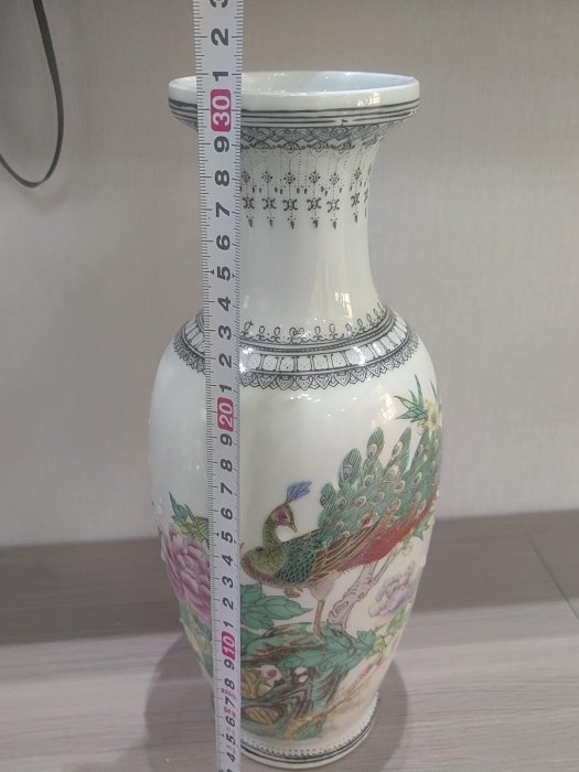 景德鎮官窯孔雀花鳥粉彩花瓶，4字篆書款手繪，高31cm陶瓷，帶原包裝全
