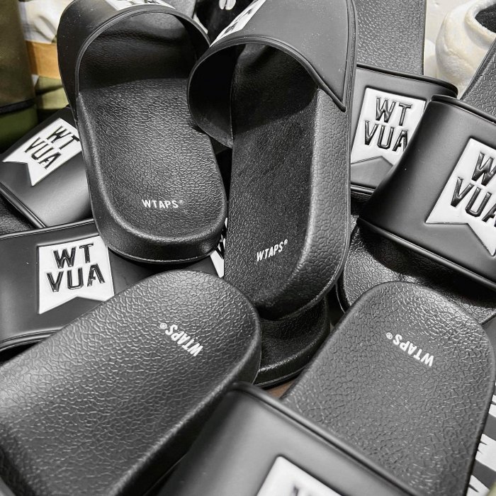 WTAPS SLIDER FOOTWEAR. PVC WTAPS SLIDER &frasl; FOOTWEAR. PVC サンダル s