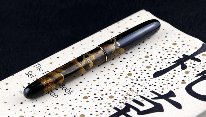 全新namiki 樓閣山水鋼筆蒔繪盒證齊全，未使用＊絕版品＊20號尺寸＊18k