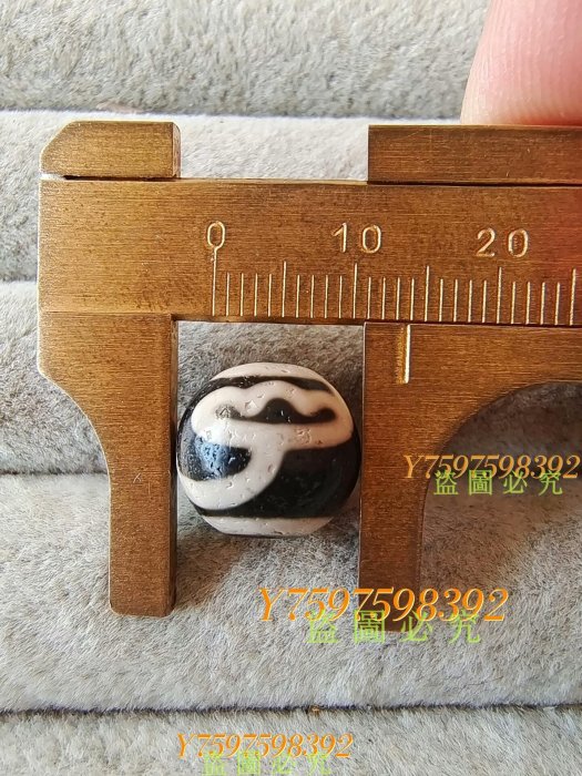 藏傳瑪瑙蓮花天珠，全部實物攝，一物一圖，品相尺寸如圖，有些物二手