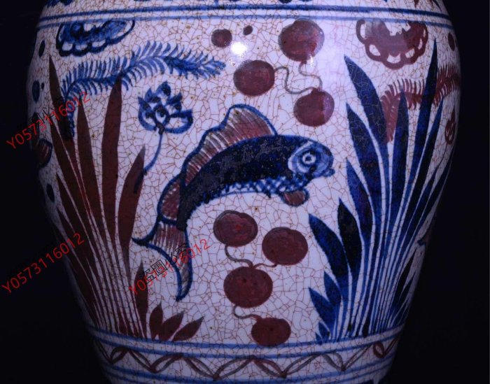 出品　元～明代　青花釉裏紅魚文瓶一対 元青花釉里紅魚藻紋開片梅瓶，高43×25厘米40012332 | Yahoo拍賣