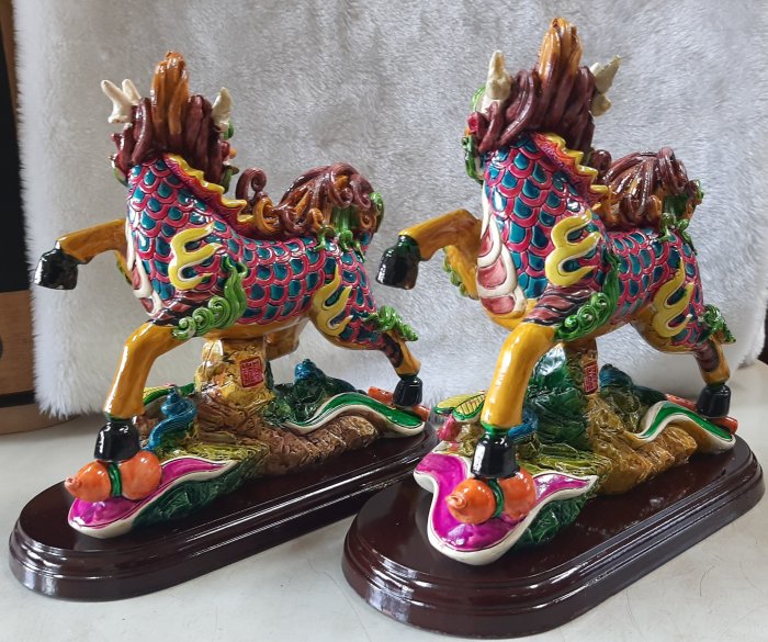 永誠精品尋寶地NO.7682 台灣交趾陶麒麟踩四寶祥瑞麒麟