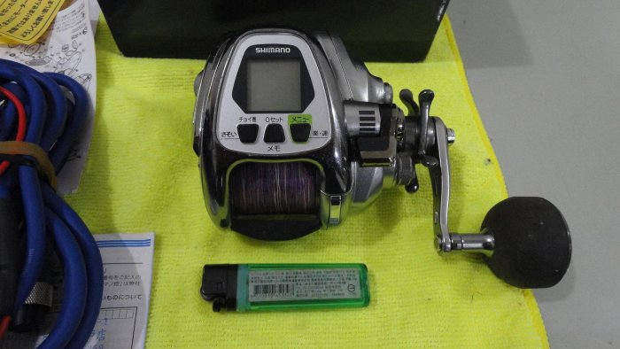 盒裝，日本製SHIMANO FORCE MASTER 2000 MK 電動捲線器，原廠標示最大