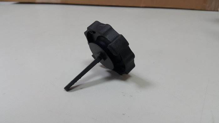 W202 W203 W204 S204 W211 W212 方向機泵浦油壺蓋 方向機幫浦油壺蓋 方向盤 0014662705