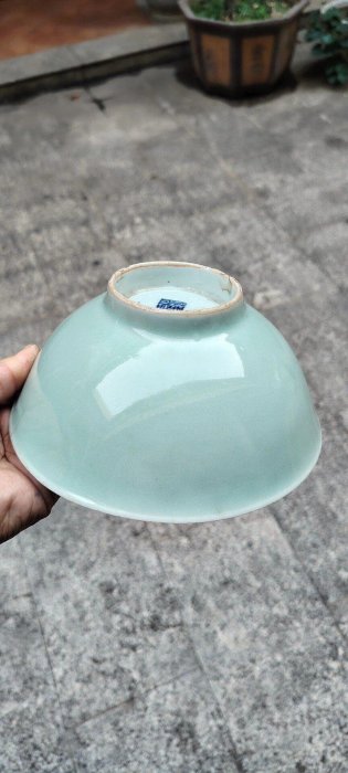 清代豆青釉瓷大碗，底款intact，口徑17cm，古董推薦，嚴選珍藏，適合