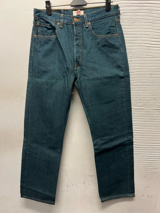 絕版新品`美國版墨西哥廠製.藍Levis 501 牛仔褲32吋#1056