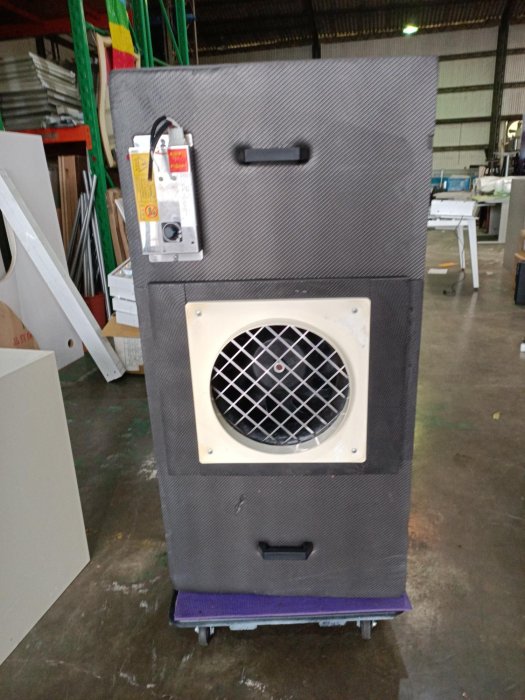 桃園國際二手貨中心-----臺灣製造 FFU-242SP 220V單向 空氣淨化器濾芯FFU風機過濾.FFU高效過濾器 FFU凈化器 附濾網（全新庫存品）