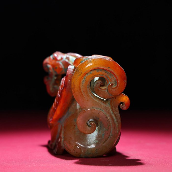 臻品舊藏，和田玉鳳鳥，包漿厚重，沁色入骨，工藝精湛，犀利民藏絕佳