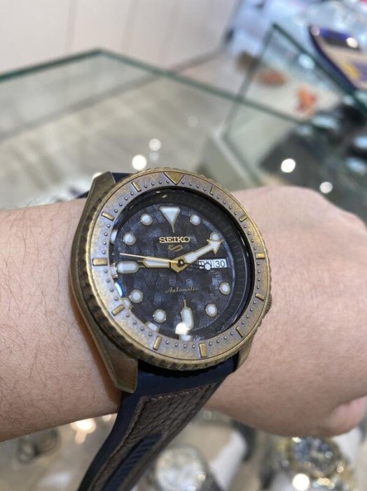 銅製水盤:鬼面地紋 金台鐘錶】SEIKO精工5號盾牌機械錶類似青銅款遊艇款(皮面膠帶