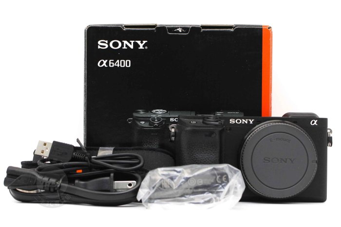 【台南橙市3C】極新 SONY A6400 ILCE-6400 黑 單機身 APS-C 單眼相機 二手相機 快門29X次 公司貨 保固2027-5 #98326