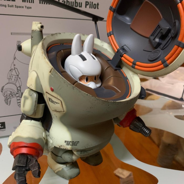 その他 HOW2WORK FIREBALL with mini LABUBU PILOT HOW2WORK FIREBALL with mini LABUBU PILOT