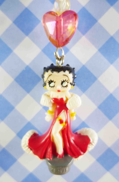 【震撼精品百貨】Betty Boop 貝蒂~手機吊飾-禮服(愛心珠)