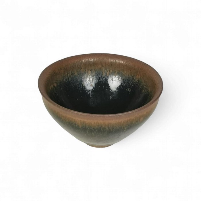 博古珍藏》宋供御．建窯兔毫茶盞(碗)．早期收藏．老件瓷器．建盞文物