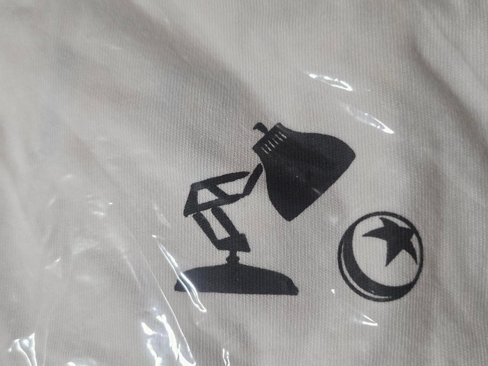 UNIQLO PIXAR Vacation 皮克斯 UT恤 經典檯燈 白色M號 420586