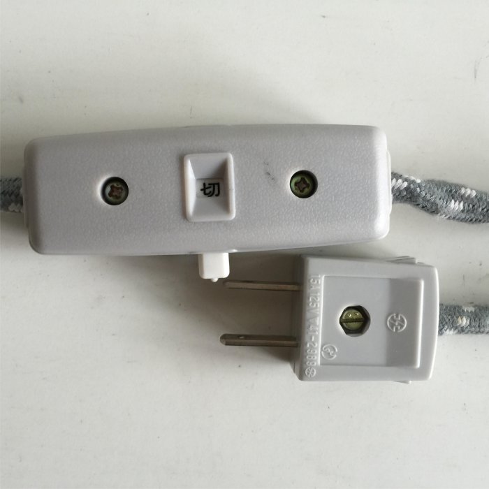 松果坊】日本志野道安型風爐野々田炭型電熱器100v/410w功能正常台灣