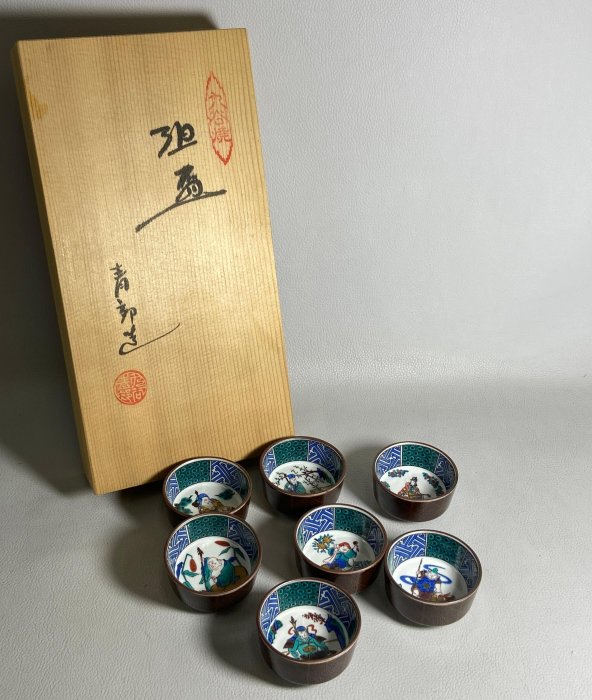 送料無料 明治～大正九谷焼　手描き松鶴紋杯台/盃台5客　完品無傷 送料無料 明治～大正九谷焼 手描き松鶴紋杯台/盃台5客 完品無傷 送料