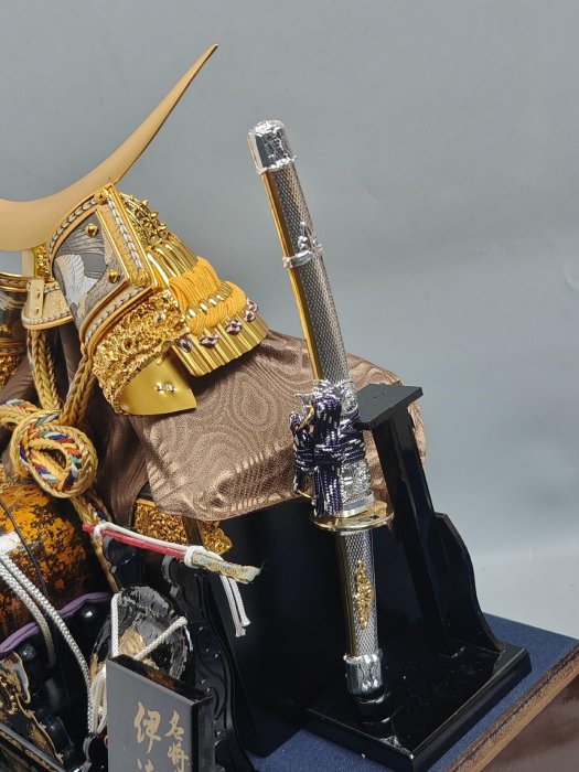 日本五月人形壽慶作高級雕金鷹伊達政宗8號武士兜頭盔| Yahoo拍賣