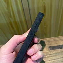 七十年代中期上海墨廠勁松迎風二兩油煙墨。原盒古法二兩（66.9g