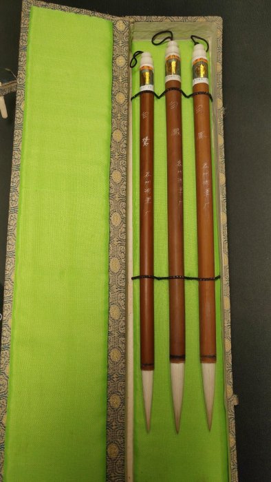嚴選金鼎牌蘇州湖筆新品，白鳳與白鷺各2支，全新未開封，附原裝精美