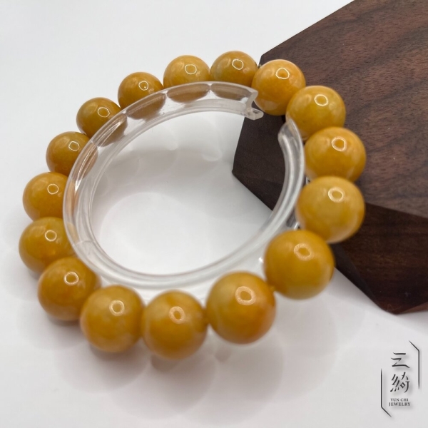 云綺珠寶】天然緬甸A貨翡翠雞油黃黃翡富貴手串13mm+ | 其他珠寶品牌