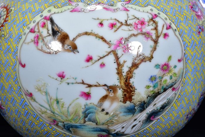 清乾隆年粉彩花鳥紋雙耳瓶19*23m3400 古玩收藏老物件【古雅庭軒】-750