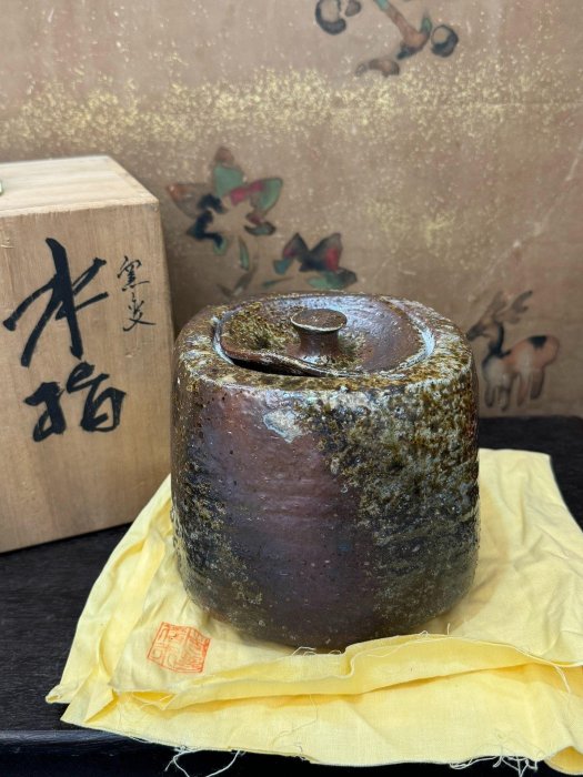 嚴選日本丹波燒市野信水二代手工蓋罐，柴燒落灰胡麻石爆，古樸侘寂風