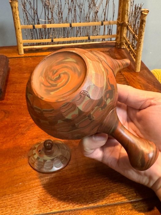嚴選中古日本常滑燒絞泥壺，桑山圭洋巨匠創作無損茶具，手作全工龜背紋